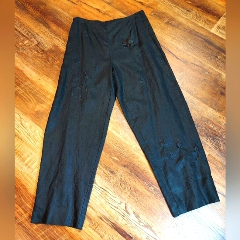 Peter Martin Linen pants size 14 flowers embroidered on front and back